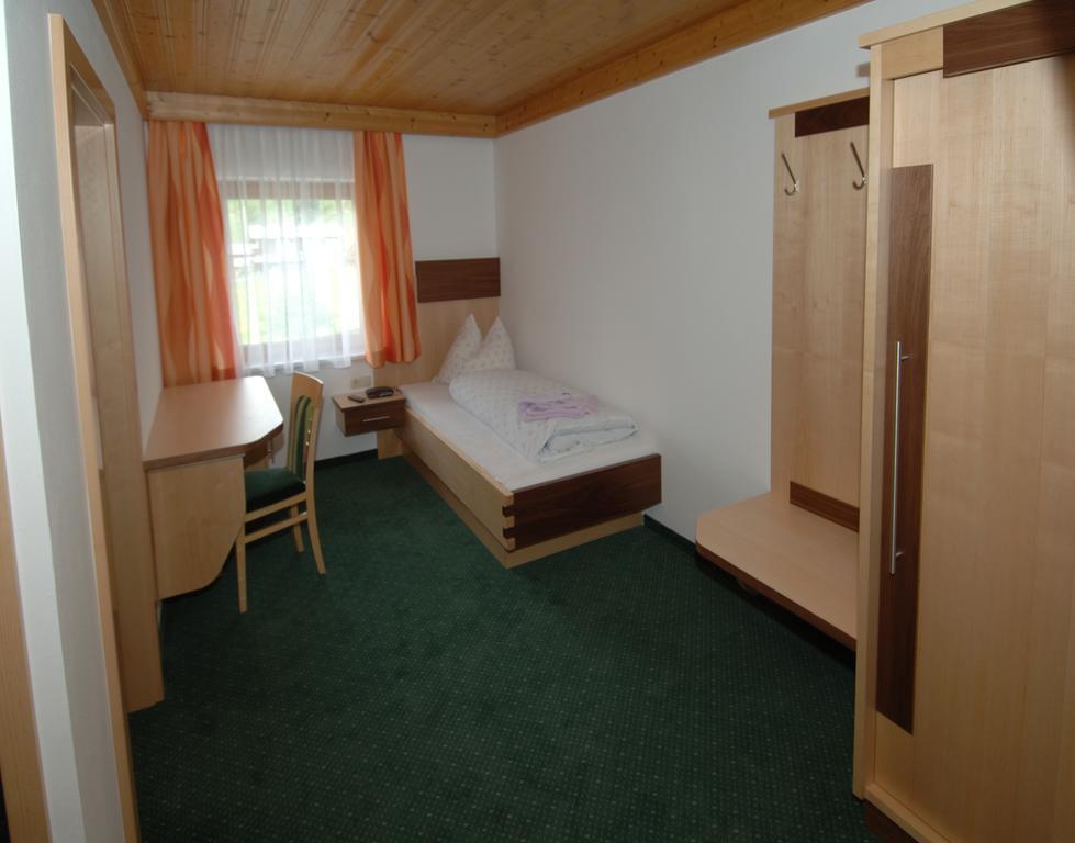 Gästehaus Ingeborg Saalbach Zimmer foto