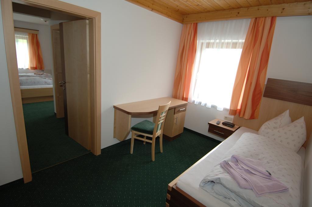 Gästehaus Ingeborg Saalbach Zimmer foto